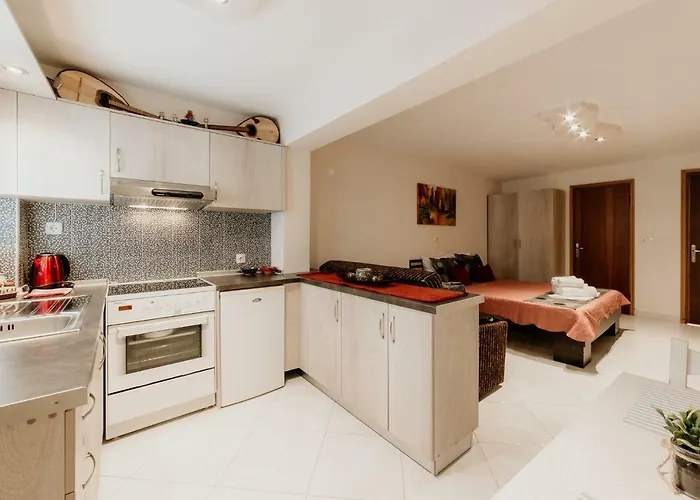 Aigli Apartament